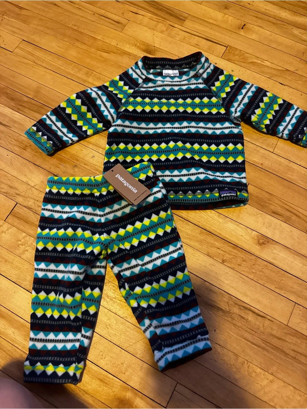 Patagonia Fleece Set - Navy, Teal & Lime Geometric